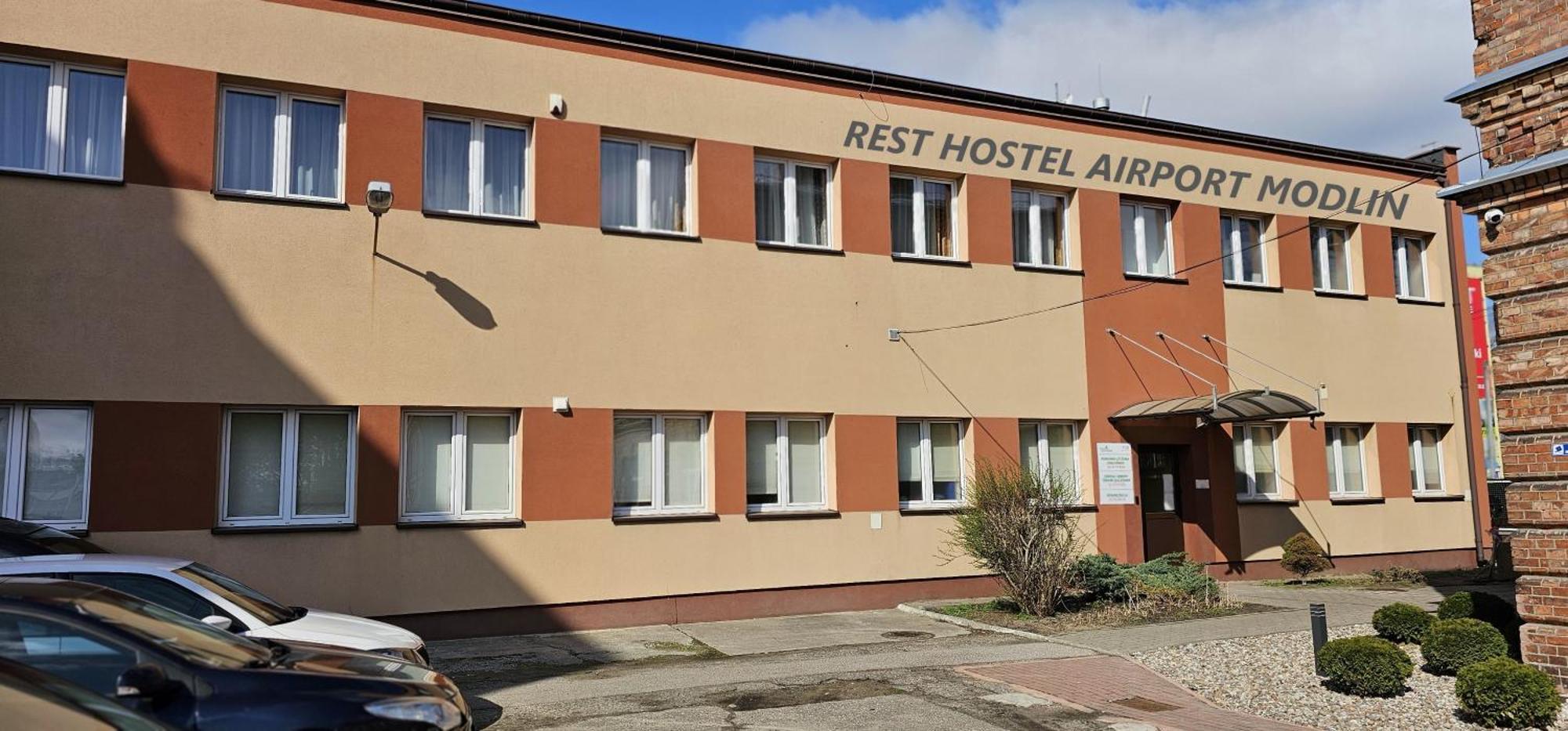 Rest Hostel Airport Modlin Nowy Dwór Mazowiecki Extérieur photo
